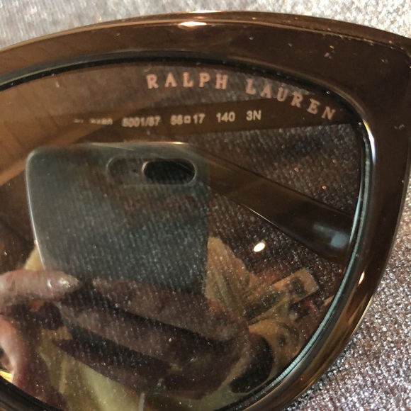 Ralph Lauren womens semi cat eye black frame sunglasses with hard case like new - Picture 2 of 8
